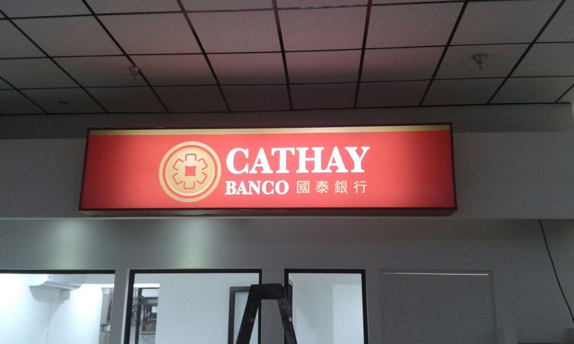 BANCO-CATHAY-IMG_0094-PRECINTA-ROTULO-LUMINOSO.jpg